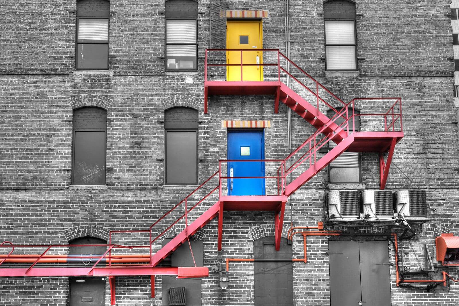 Fire escape installation in Bronx NY plays a critical role. It helps occupants leave a structure as soon as possible during emergencies, when stairwells or elevators become unusable. These exterior systems are the final barrier between danger and safety, which is why New York City enforces some of the toughest building rules in the country. Local laws focus heavily on access, load strength, and placement.
